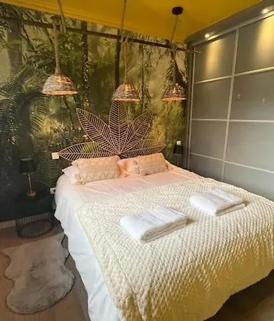 Luxe Copacabana Baignoire Paris Orly * 드라베이